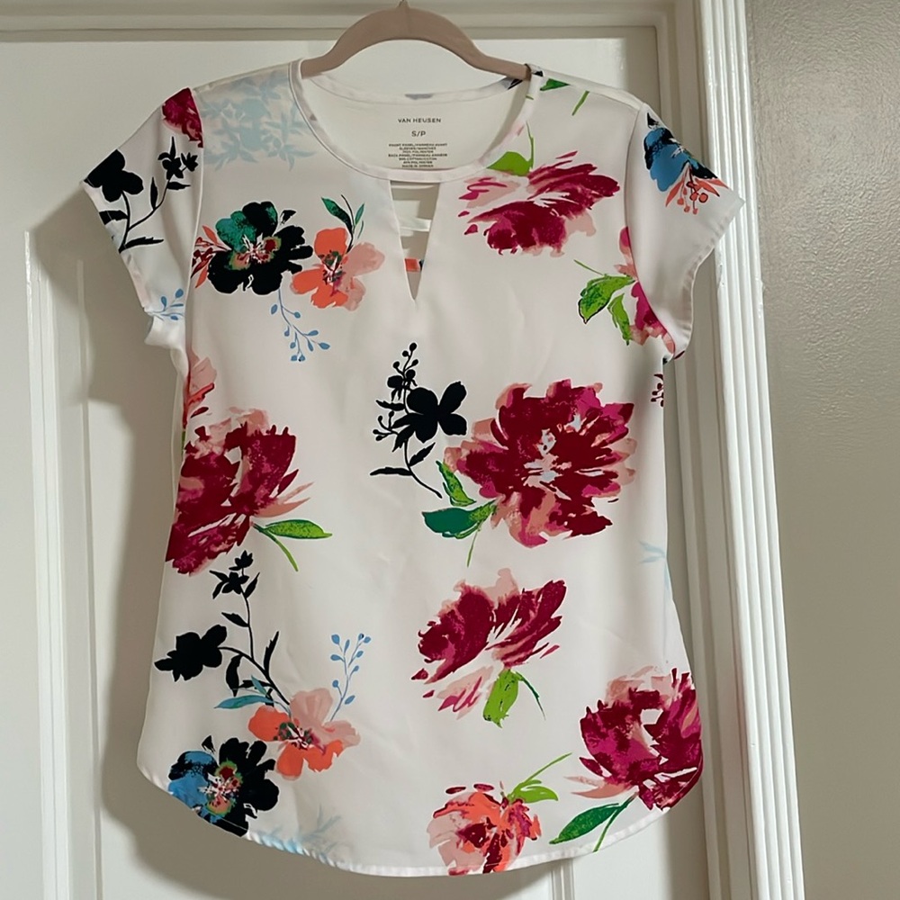 Women top